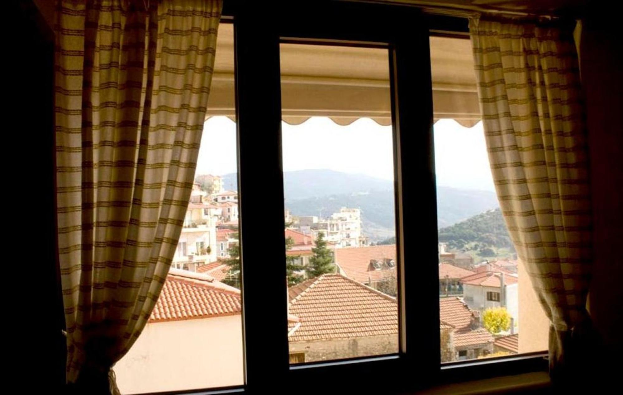 Marianna'S Home Accommodation Karpenisi Buitenkant foto