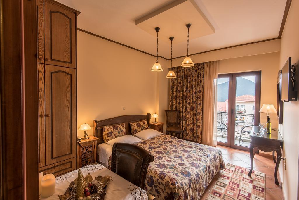 Marianna'S Home Accommodation Karpenisi Kamer foto